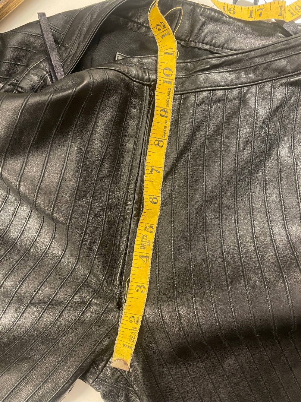 Cache black leather pants, size 2 - Picture 11 of 12